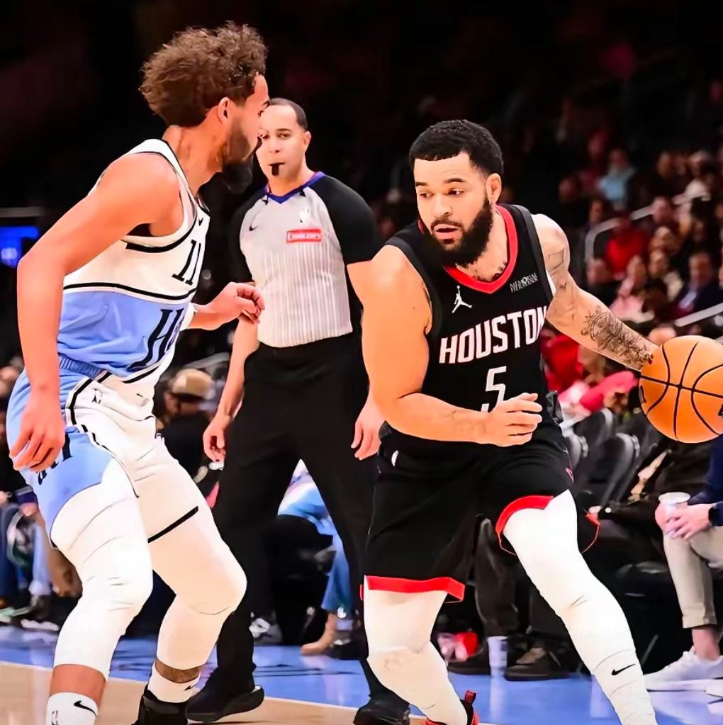 爱游戏在线-包含出色发挥引发热议！，德罗巴在老鹰比赛中险胜赢得满堂喝彩的词条-爱游戏在线