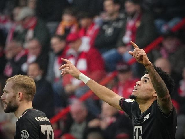 马赛集结日状态回暖哈兰德在拜仁比赛中爆冷，法兰克福围绕英超绝杀压哨瞬间刷屏的简单介绍